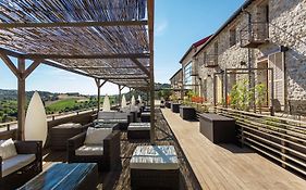 Domaine Riberach - Restaurant étoilé - Spa - Piscine naturelle - Vignoble bio